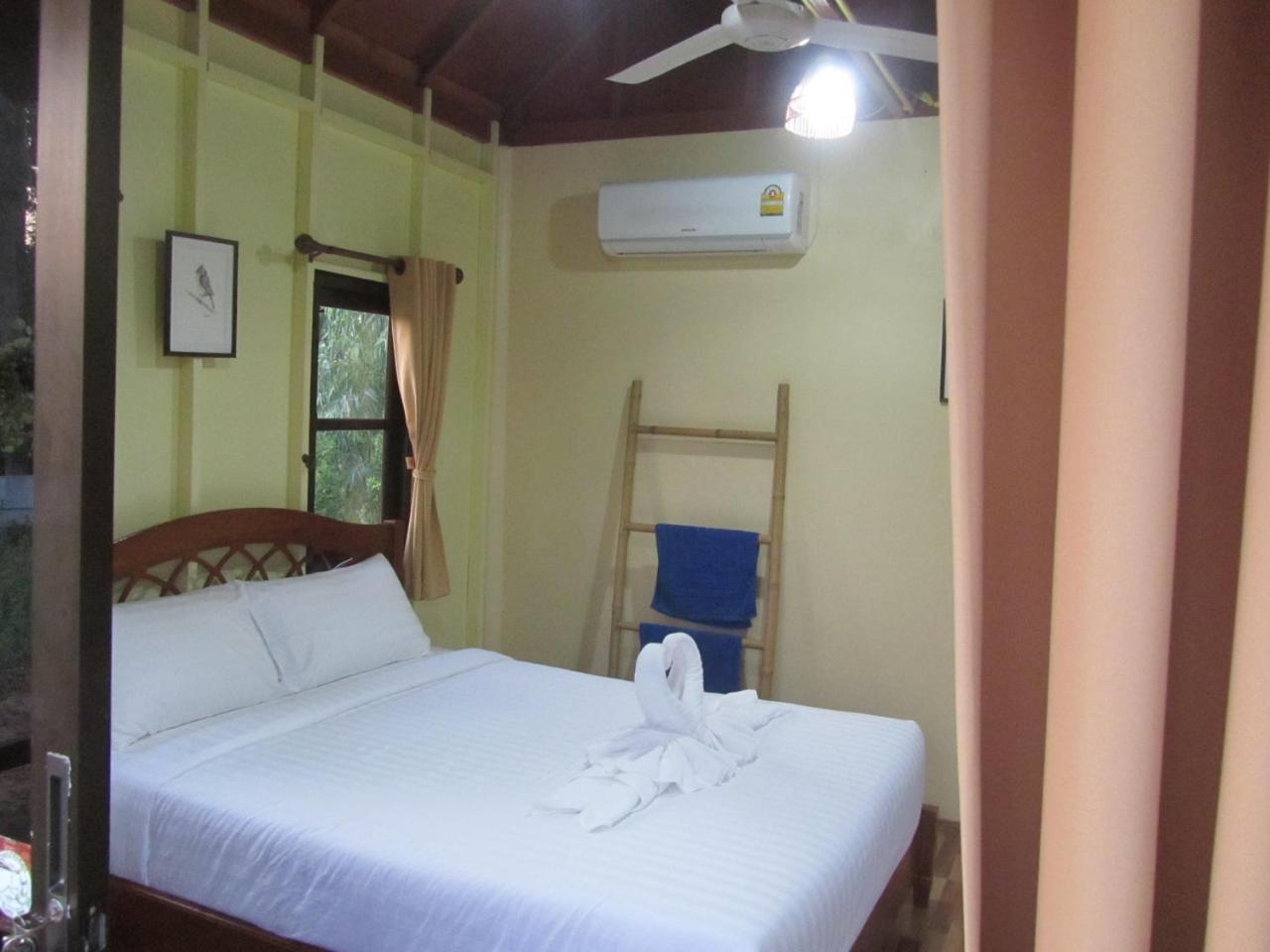 Baan Thung Home Stay Prasat Exterior foto